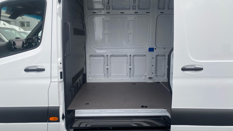 Mercedes-Benz Sprinter 315Cdi L3 Diesel Rwd 3.5t H2 Pro Van 9G-Tronic